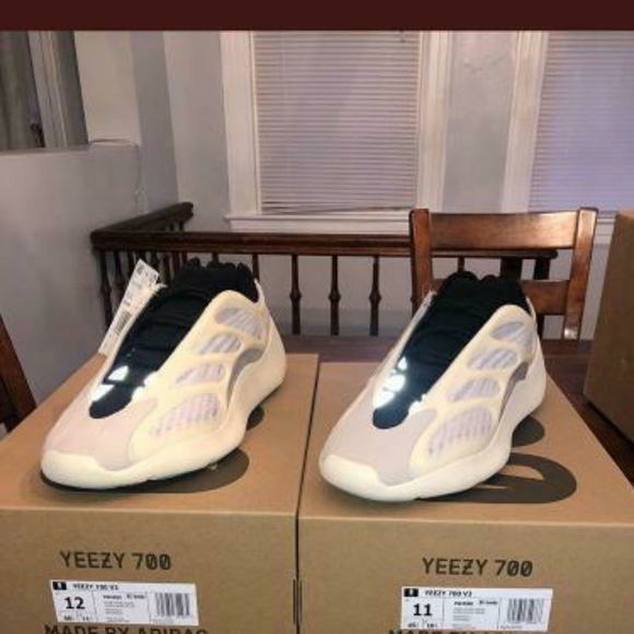 Yeezys 700 - Picture 1 of 1